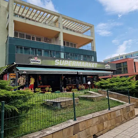 公寓式酒店 Pool View Studio, Pollo Resort, Sunny 阳光海滩