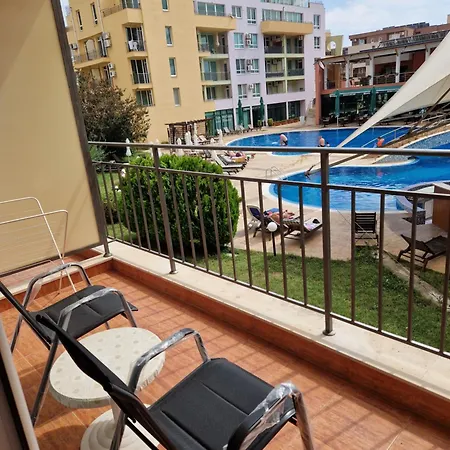 Pool View Studio, Pollo Resort, Sunny Beach 3* Sluneční pobřeží