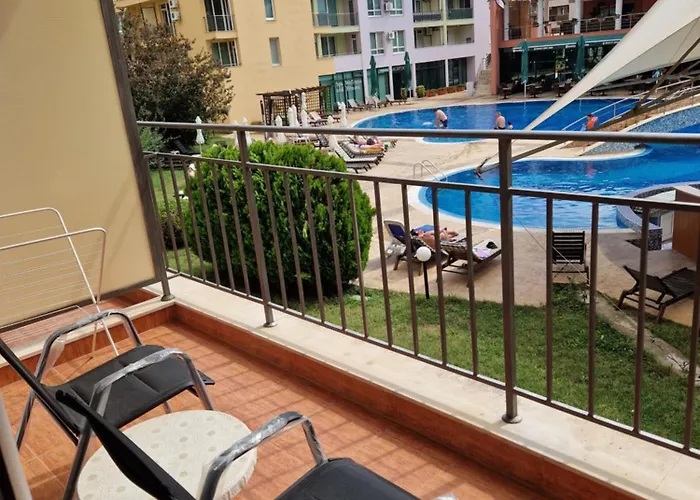 Pool View Studio, Pollo Resort, Sunny 3* サニービーチ