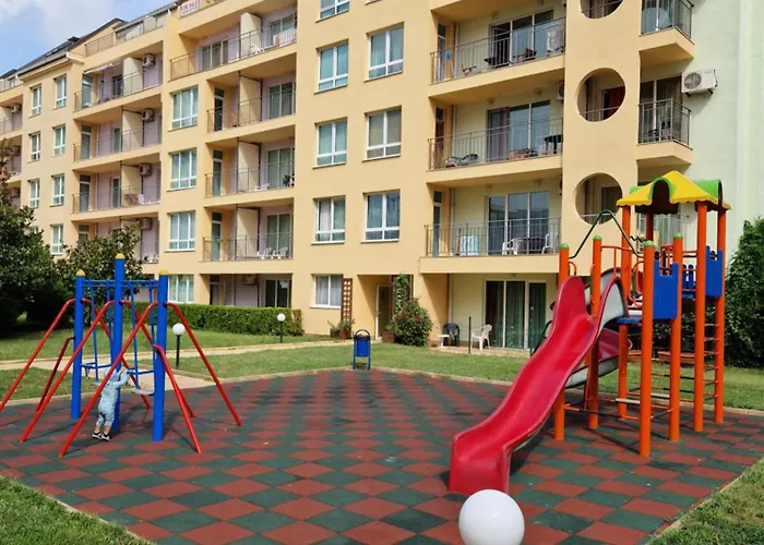 アパートホテル Pool View Studio, Pollo Resort, Sunny