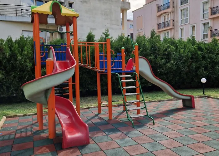 Pool View Studio, Pollo Resort, Sunny شقة فندقية 3*