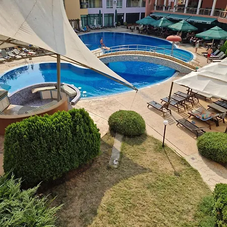 Pool View Studio, Pollo Resort, Sunny Beach 3* 써니비치